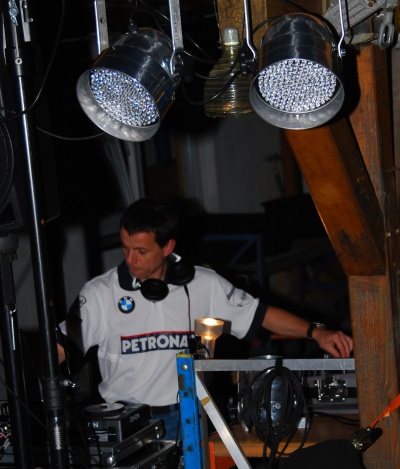 DJ in Landau